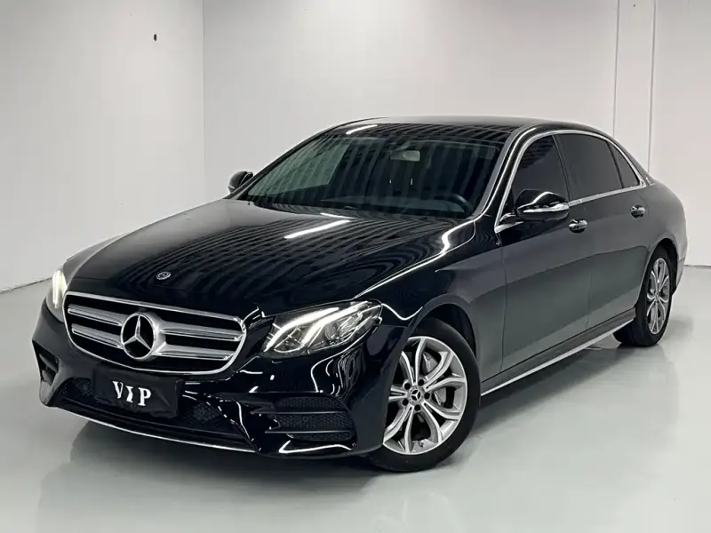 Mercedes-Benz E-Class, 2020 — фото 1