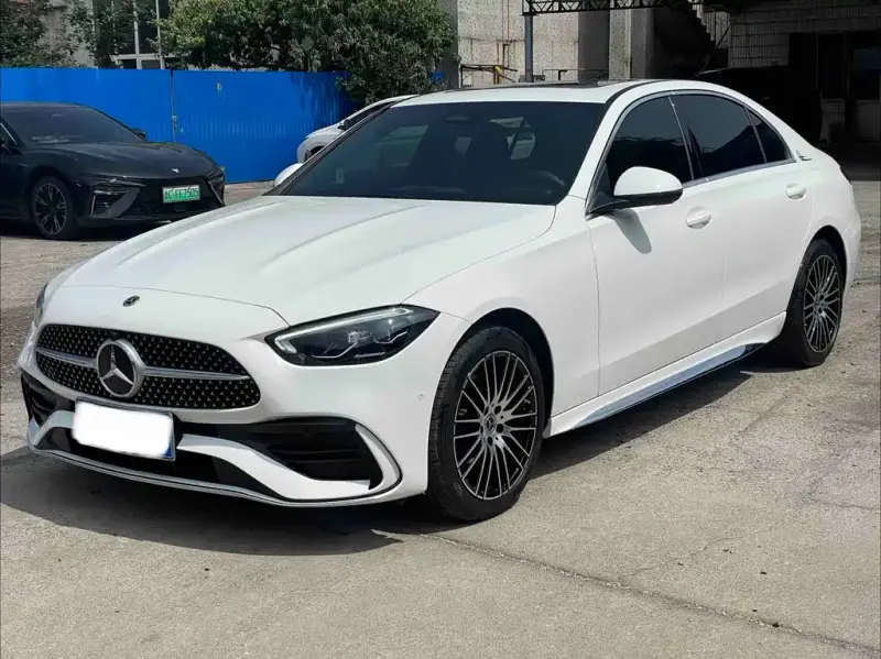 Mercedes-Benz C-Class, 2024