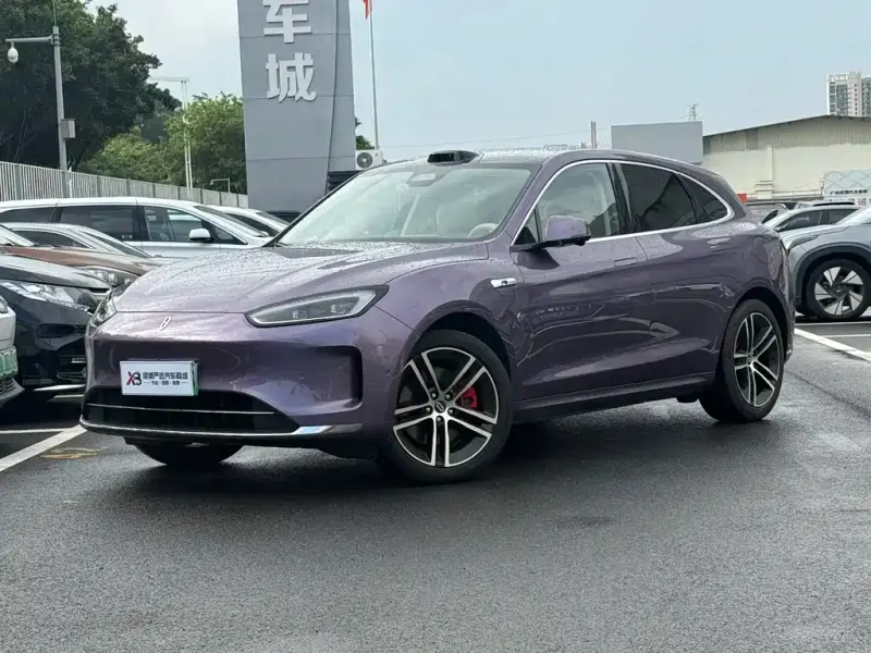 AITO M5, 2025