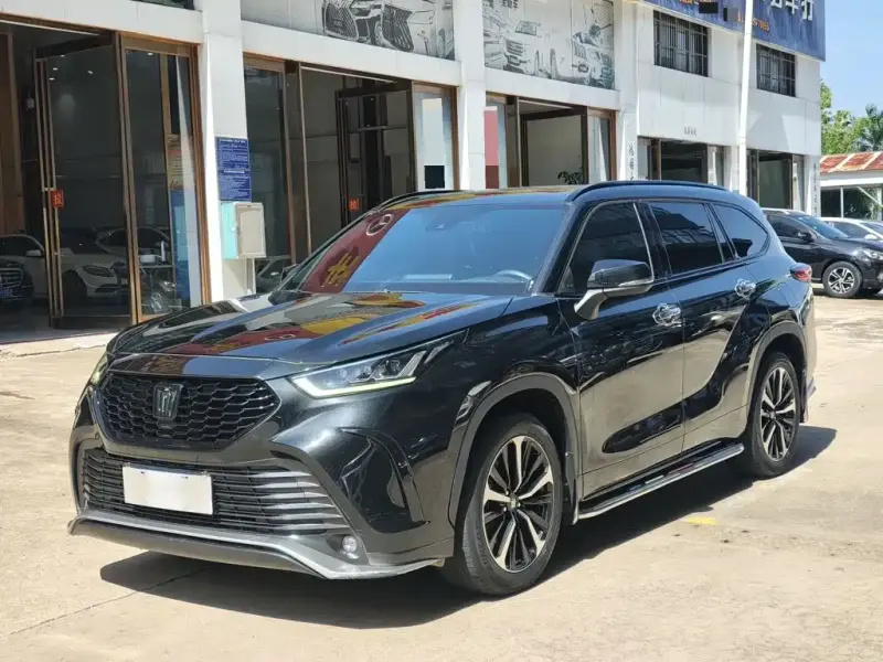 Toyota Crown Kluger, 2022