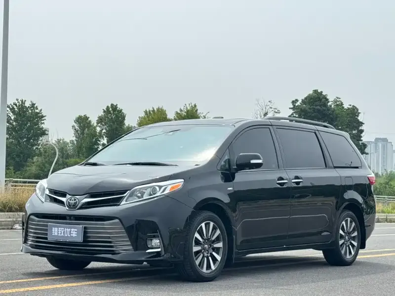 Toyota Sienna, 2019