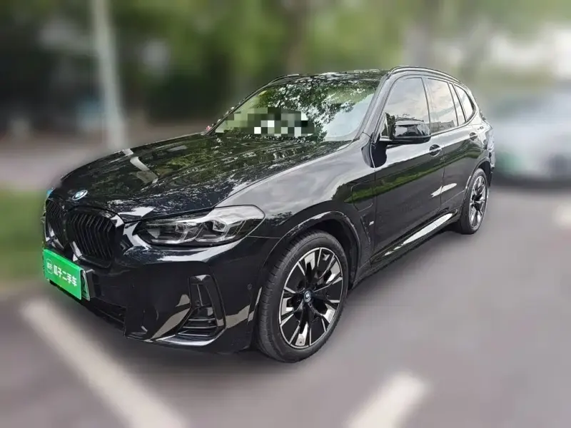 BMW iX3, 2024