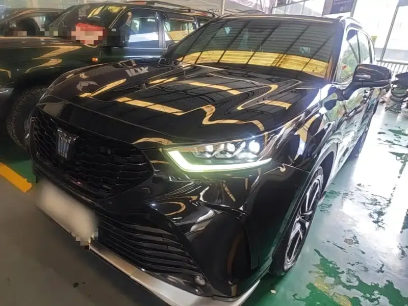 Toyota Crown Kluger, 2022
