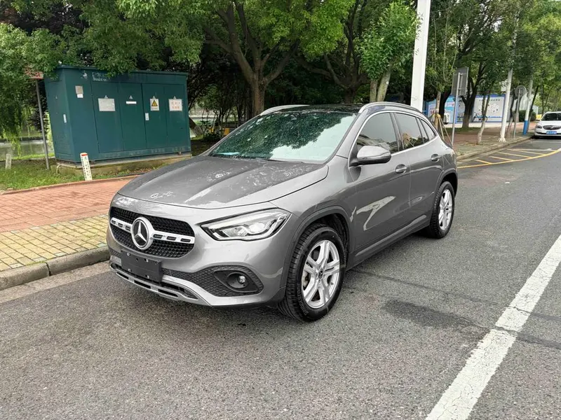 Mercedes-Benz GLA, 2022