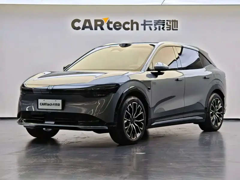 Zeekr 7X, 2025