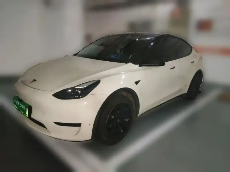 Tesla Model Y, 2023