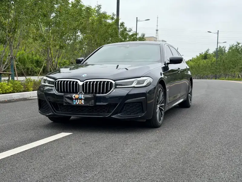 BMW 5 Series, 2022