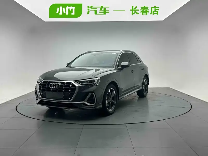 Audi Q3, 2021