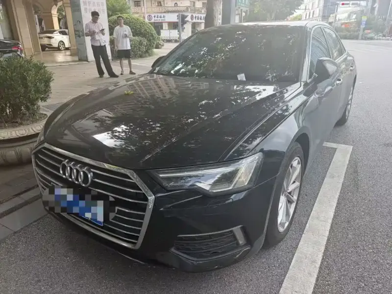 Audi A6L, 2021