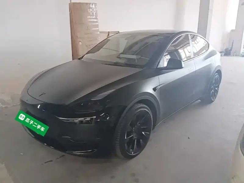 Tesla Model Y, 2023