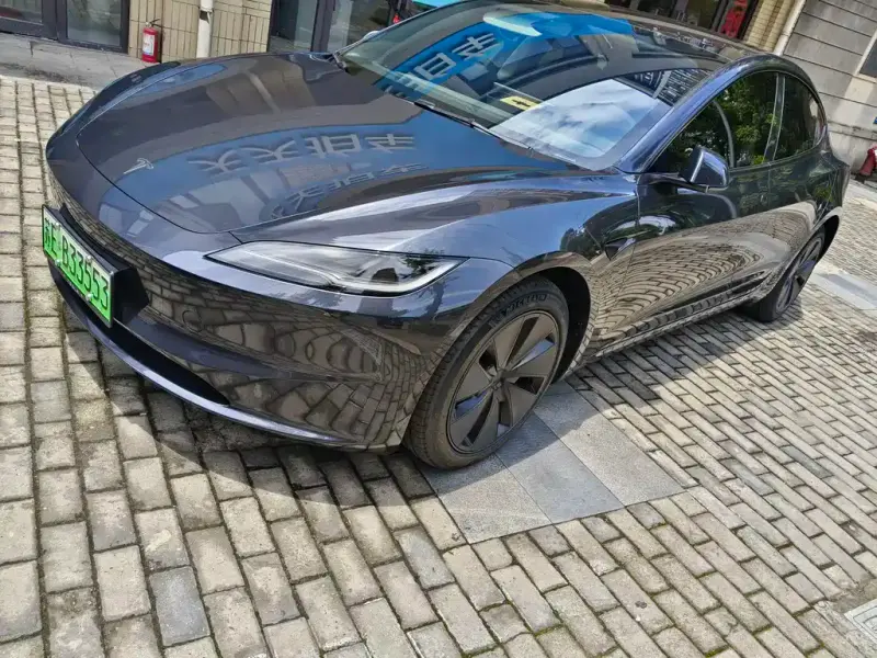 Tesla Model 3, 2024