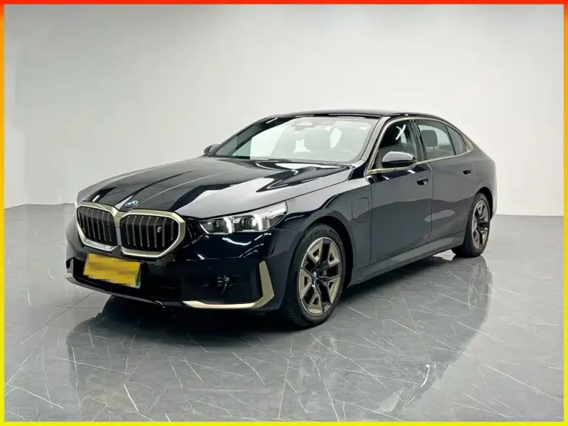 BMW i5, 2024