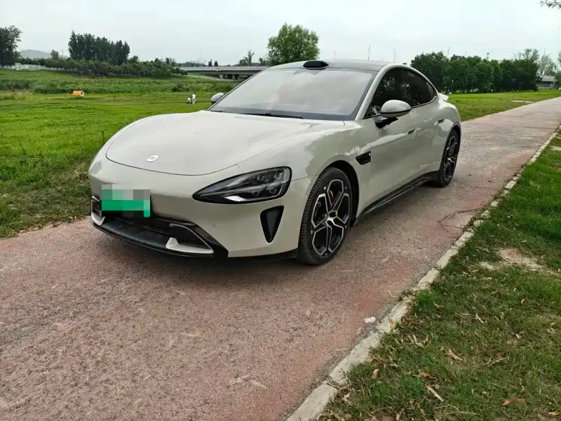 Xiaomi SU7, 2025