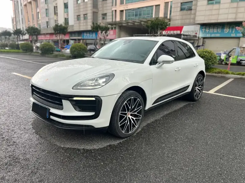 Porsche Macan, 2022