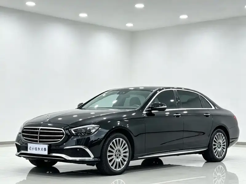 Mercedes-Benz E-Class, 2020 — фото 1