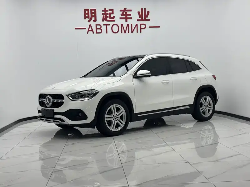 Mercedes-Benz GLA, 2022