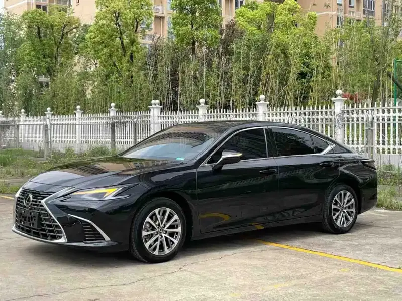 Lexus ES, 2026
