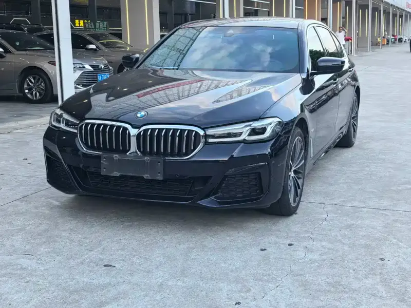 BMW 5 Series, 2022