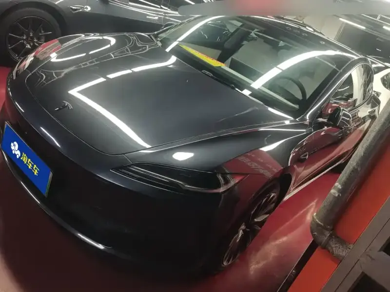 Tesla Model 3, 2025