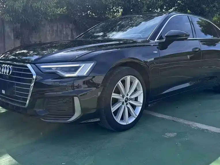 Audi A6L, 2022