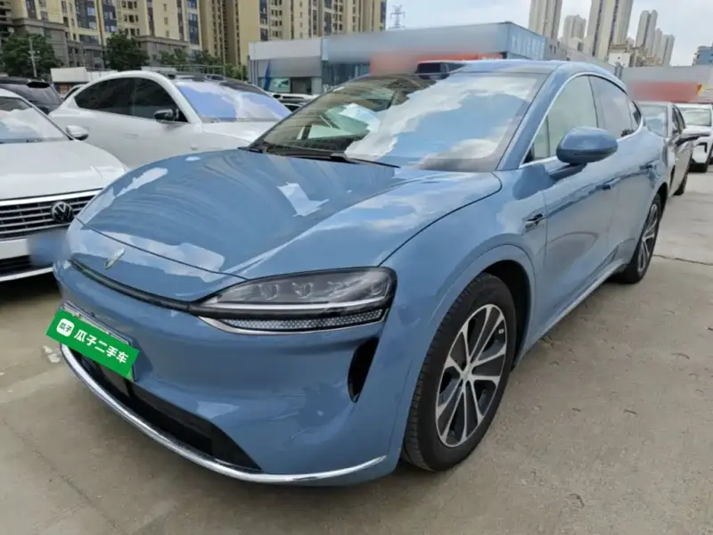 Luxeed Zhijie R7, 2025