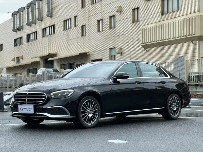 Mercedes-Benz E-Class, 2022 — фото 1