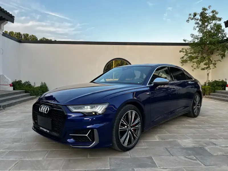 Audi A6L, 2021