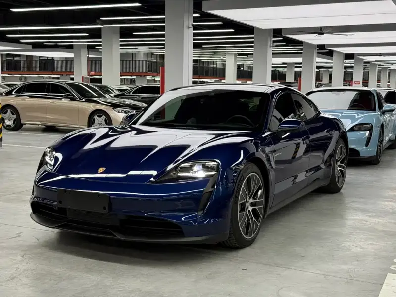 Porsche Taycan, 2020