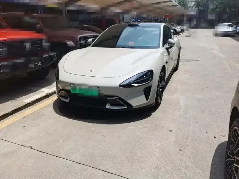 Xiaomi SU7, 2025