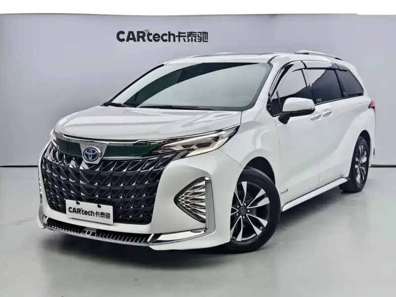 Toyota Sienna, 2024