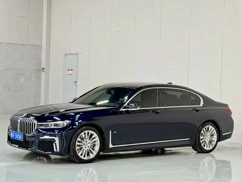 BMW 7 Series, 2021 — фото 1