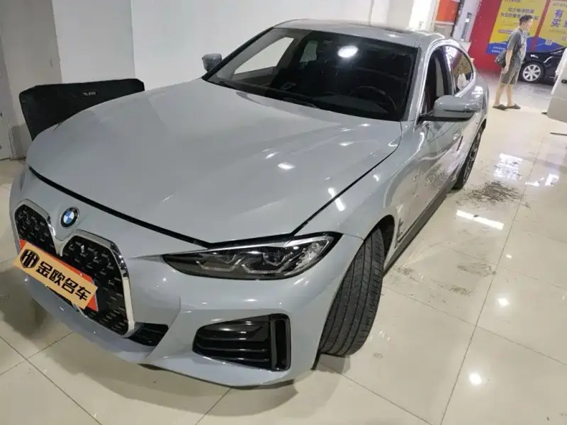 BMW 4 Series, 2025