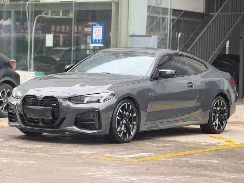 BMW 4 Series, 2025