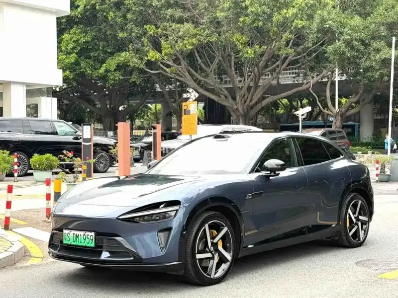 Xiaomi YU7, 2025