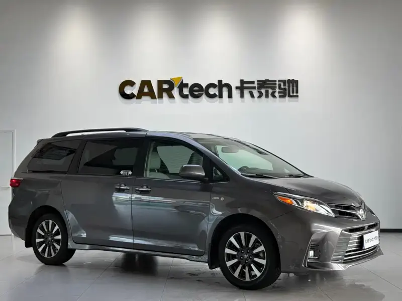 Toyota Sienna, 2020