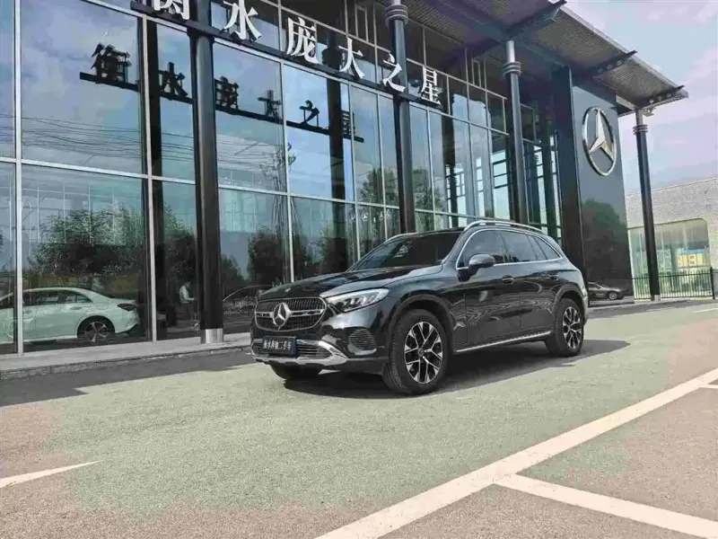 Mercedes-Benz GLC, 2025