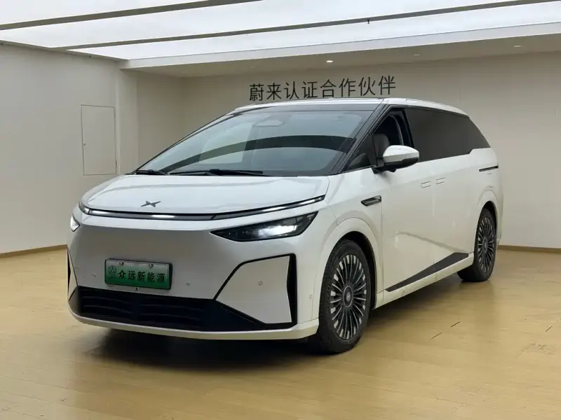 XPeng X9, 2025