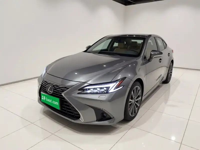 Lexus ES, 2026