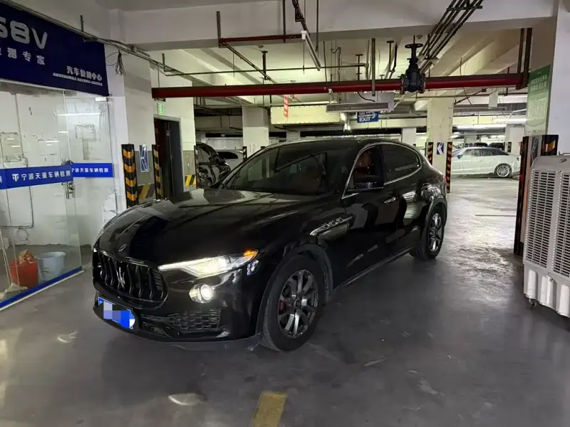 Maserati Levante, 2021