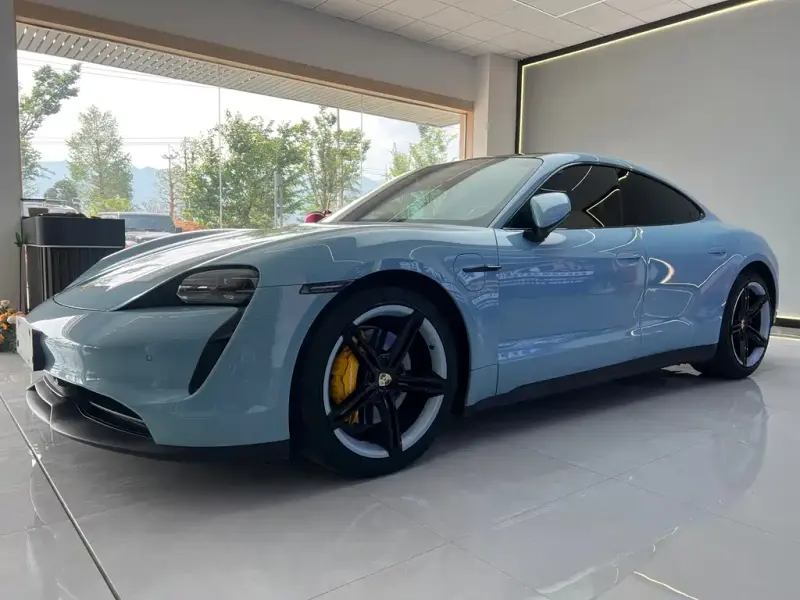 Porsche Taycan, 2021