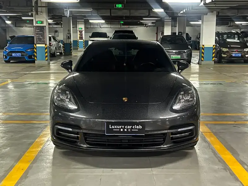 Porsche Panamera, 2019
