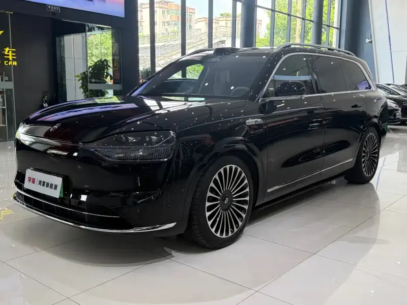 AITO M9, 2025