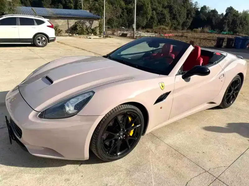 Ferrari California T, 2013