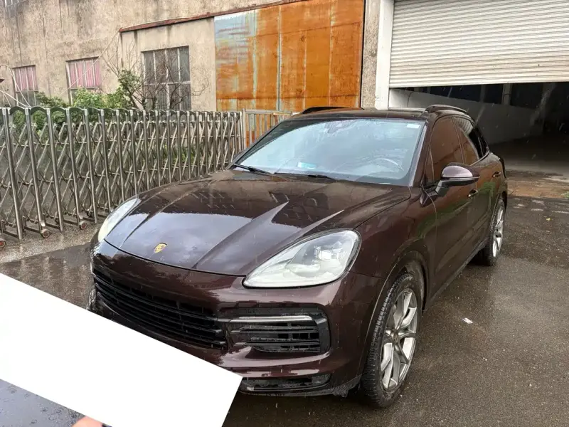 Porsche Cayenne, 2022