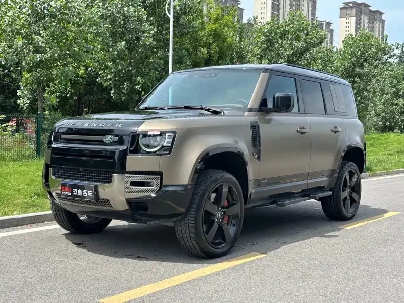 Land Rover Defender, 2022