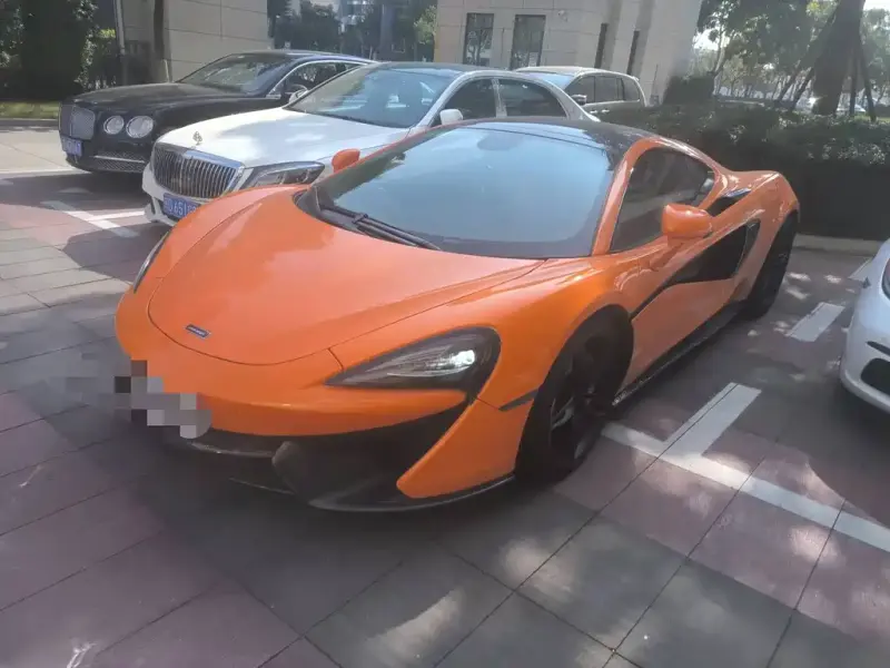 McLaren 570, 2017