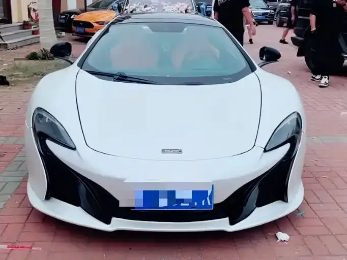 McLaren 625C, 2016