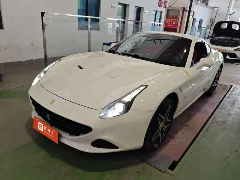 Ferrari California T, 2016