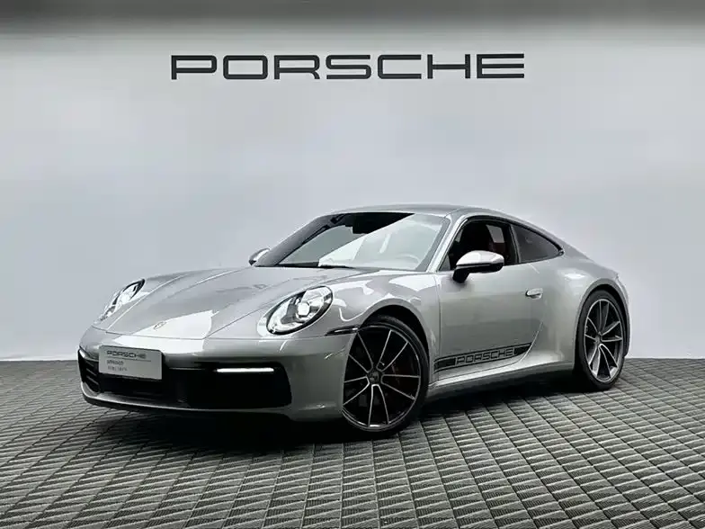 Porsche 911, 2021