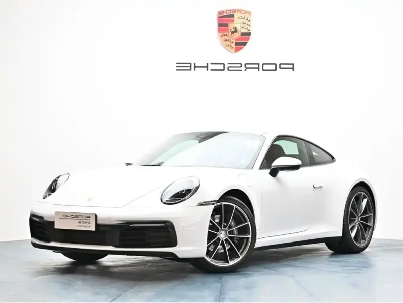 Porsche 911, 2025